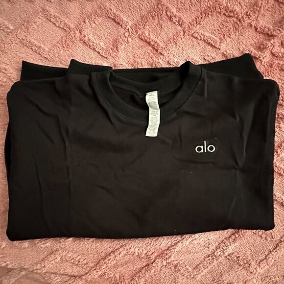 ALO Yoga Black Crewneck Sweater Minimalist Design & Small & Black & NWOT - Picture 5 of 6